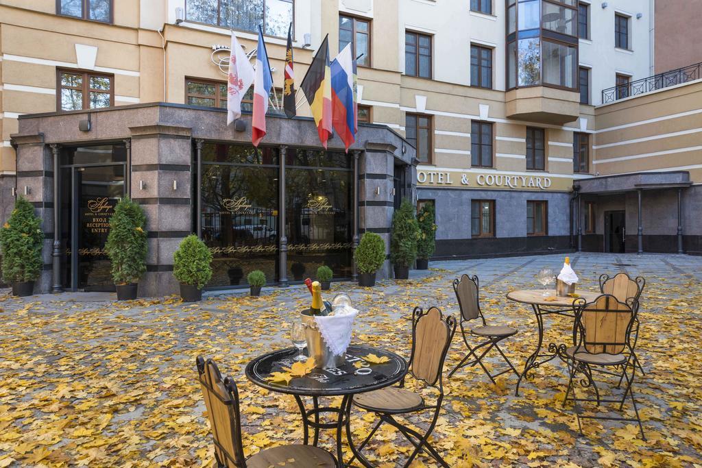 Aglaya Hotel & Courtyard Sankt Petersburg Zewnętrze zdjęcie